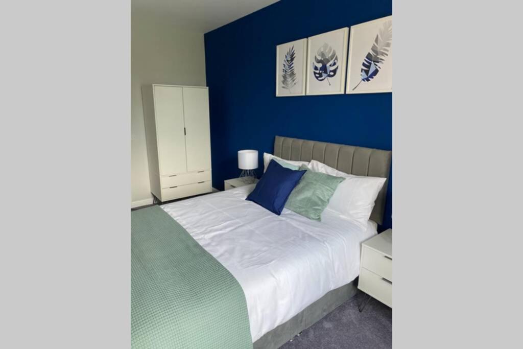 Stunning 2 Bedroom River View Apartment Perth Exterior foto